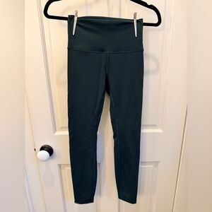 Wunder Train High-Rise Tight 25", Sz 4, Dark Green